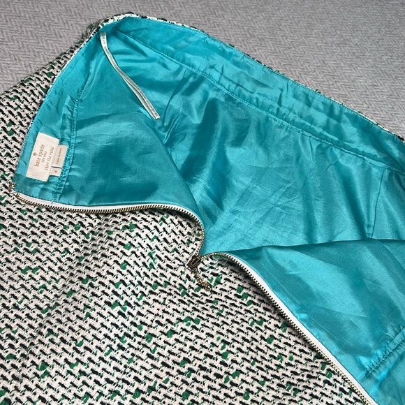 Kate Spade Skirt. Size 8 - Picture 3 of 7